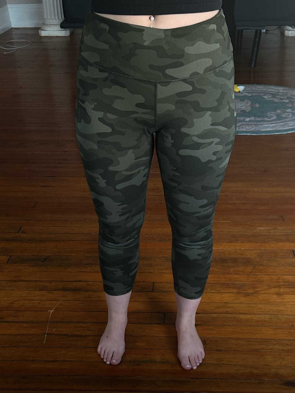 Danskin Women Camo Capri Leggings in Olive and Dark Green